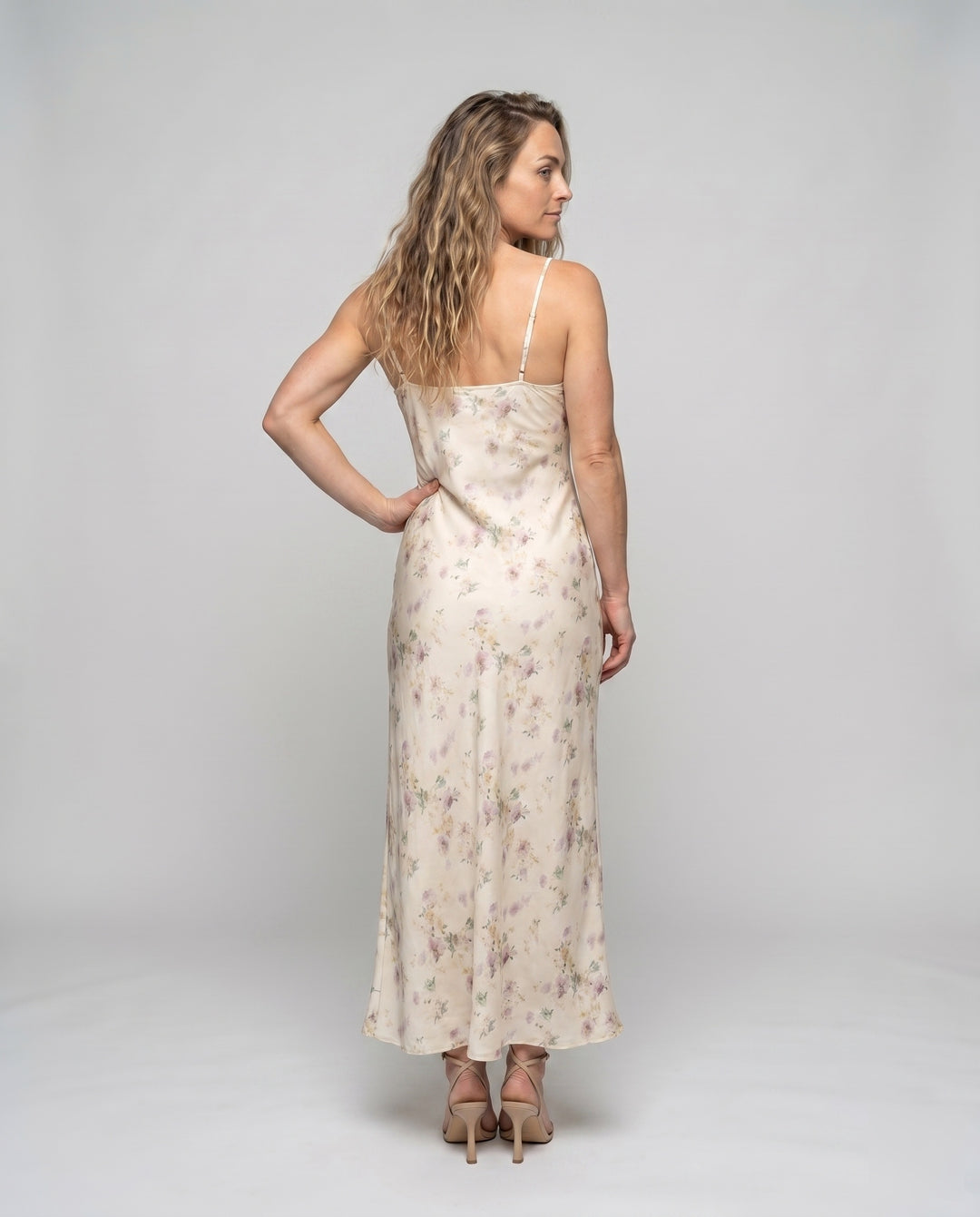 Product 15620215767370 - back_view