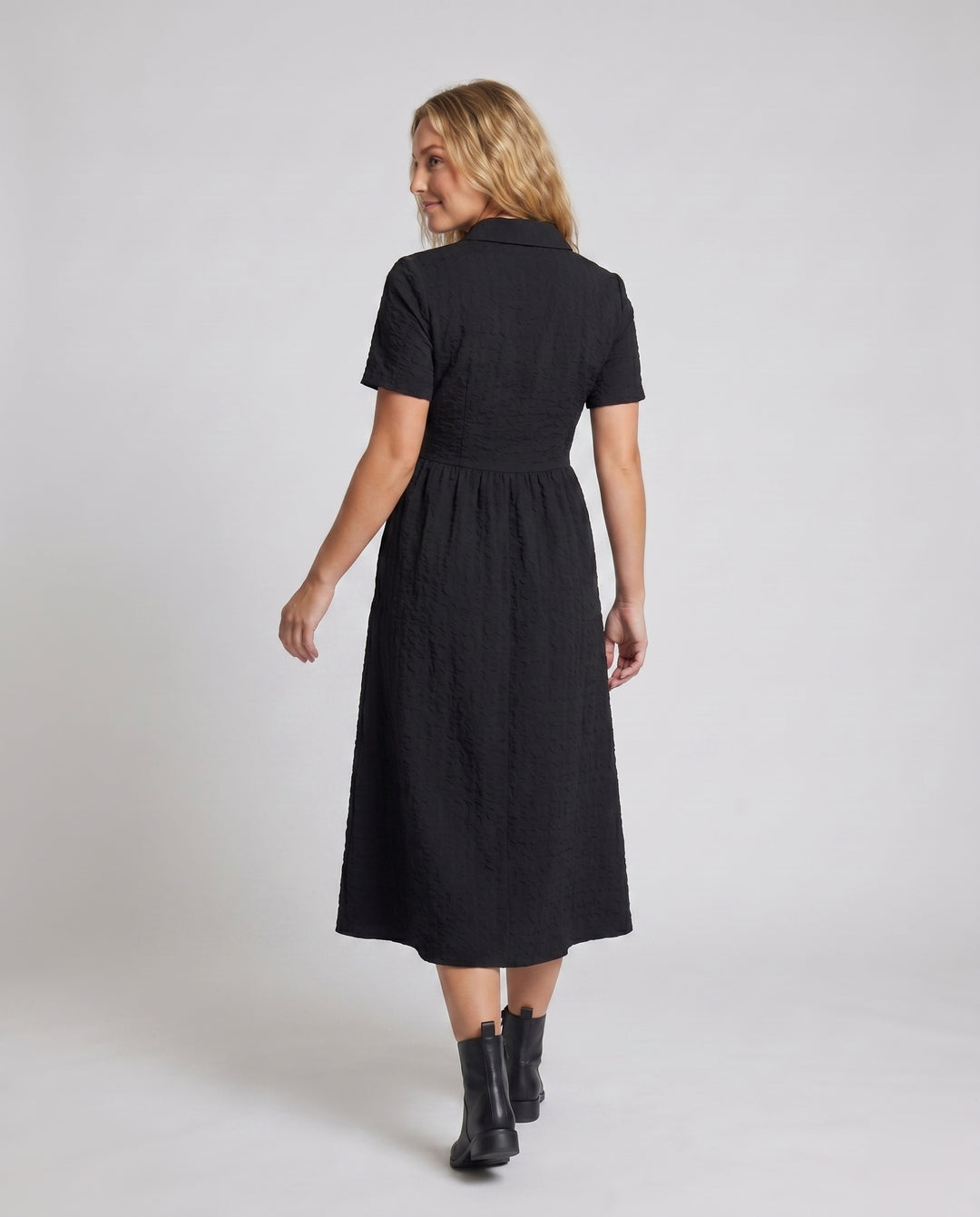 Product 15620229235018 - back_view
