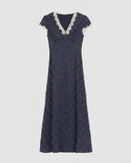 Damen Maxikleid mit charmantem A-Linien Schnitt und romantischem Spitzeneinsatz