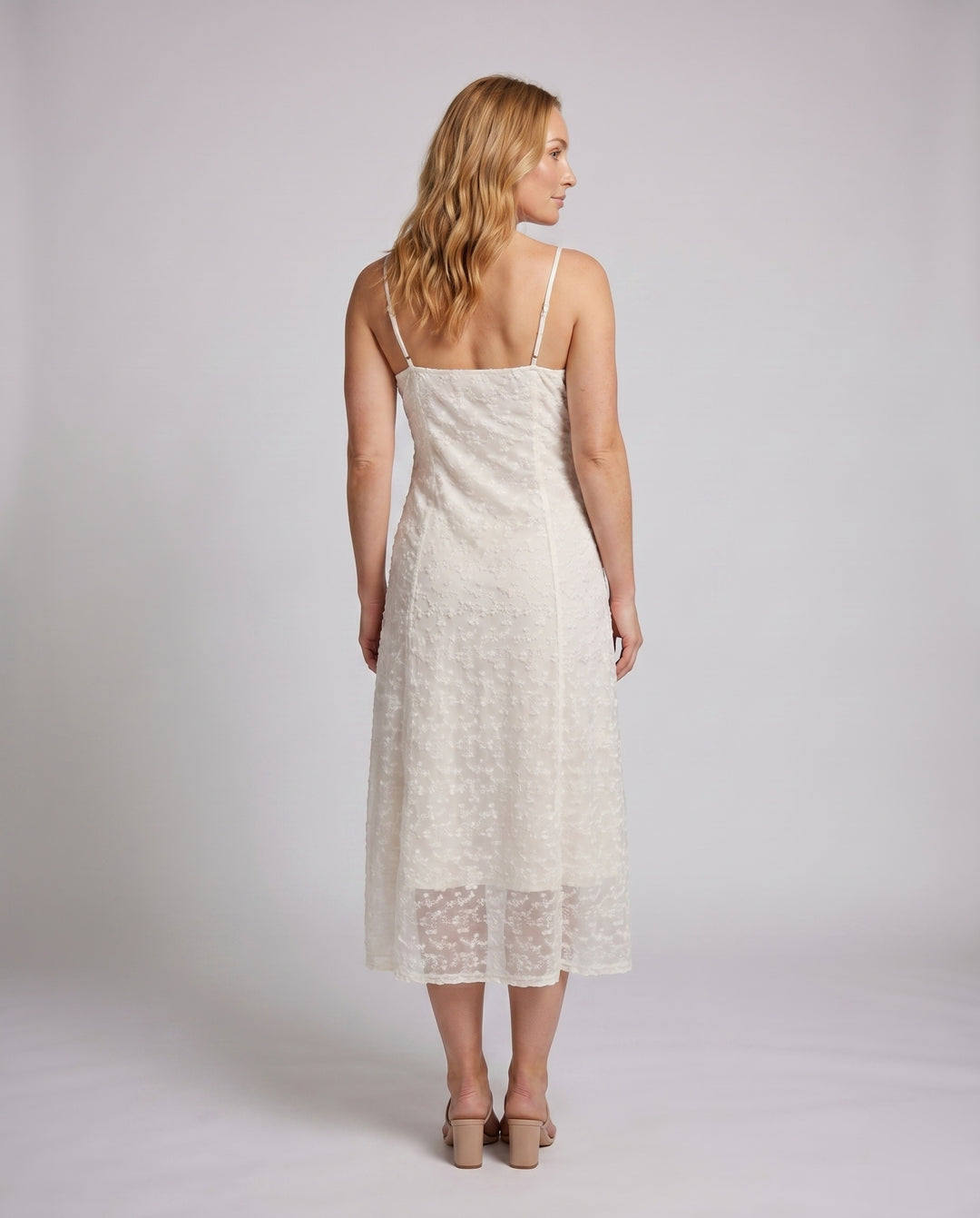 Product 15620240802122 - back_view