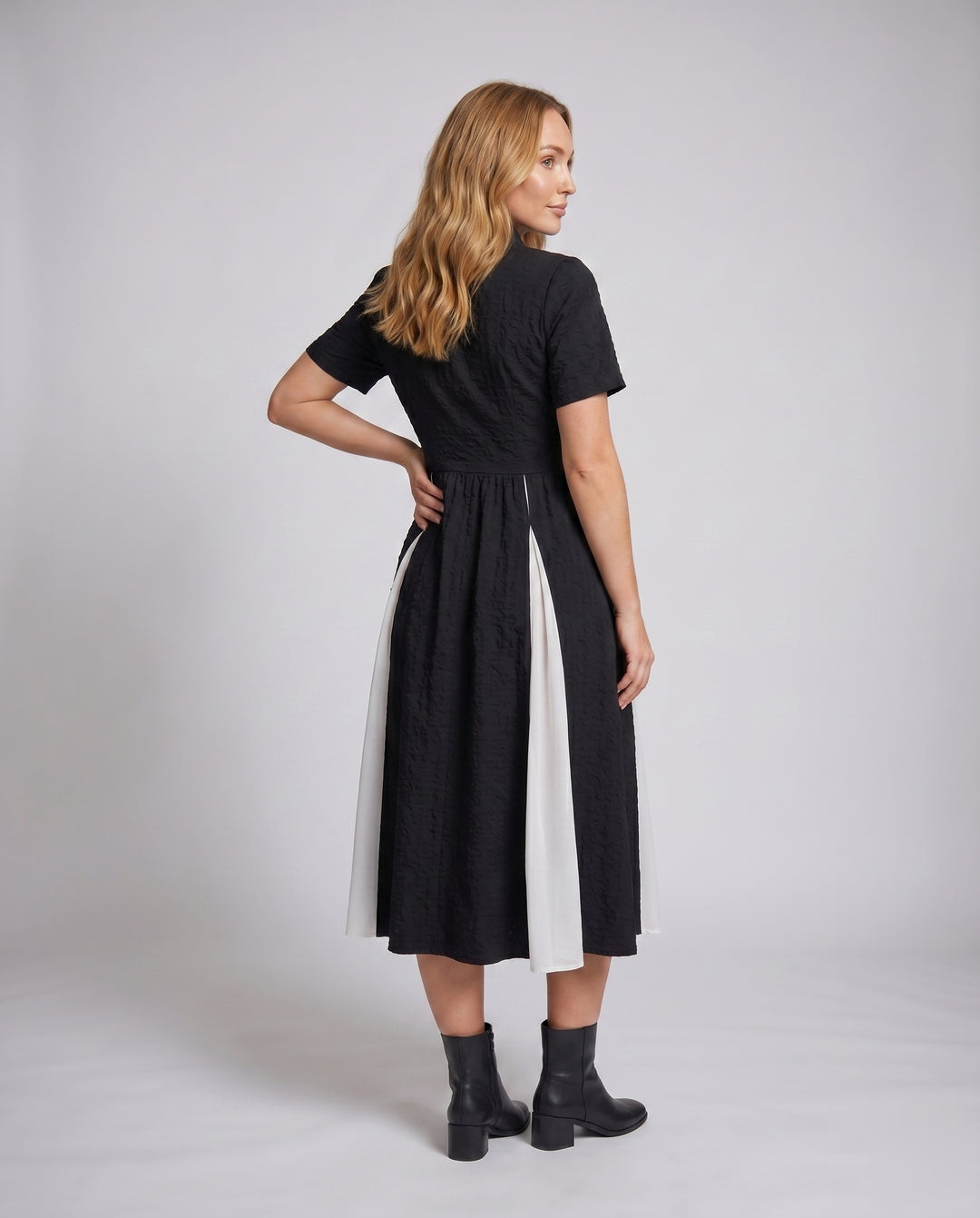 Product 15620241359178 - back_view