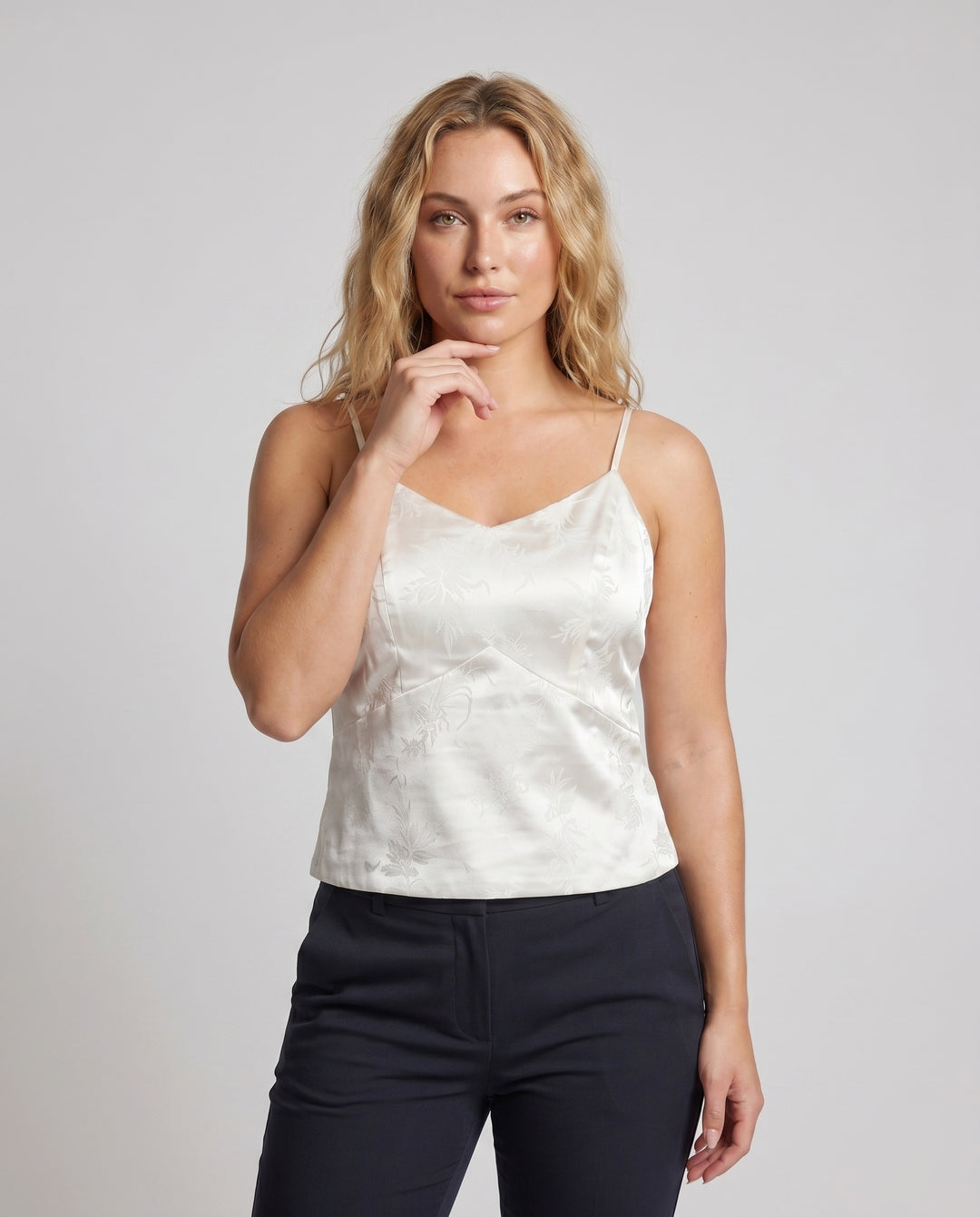 Product 15620245422410 - upper_body