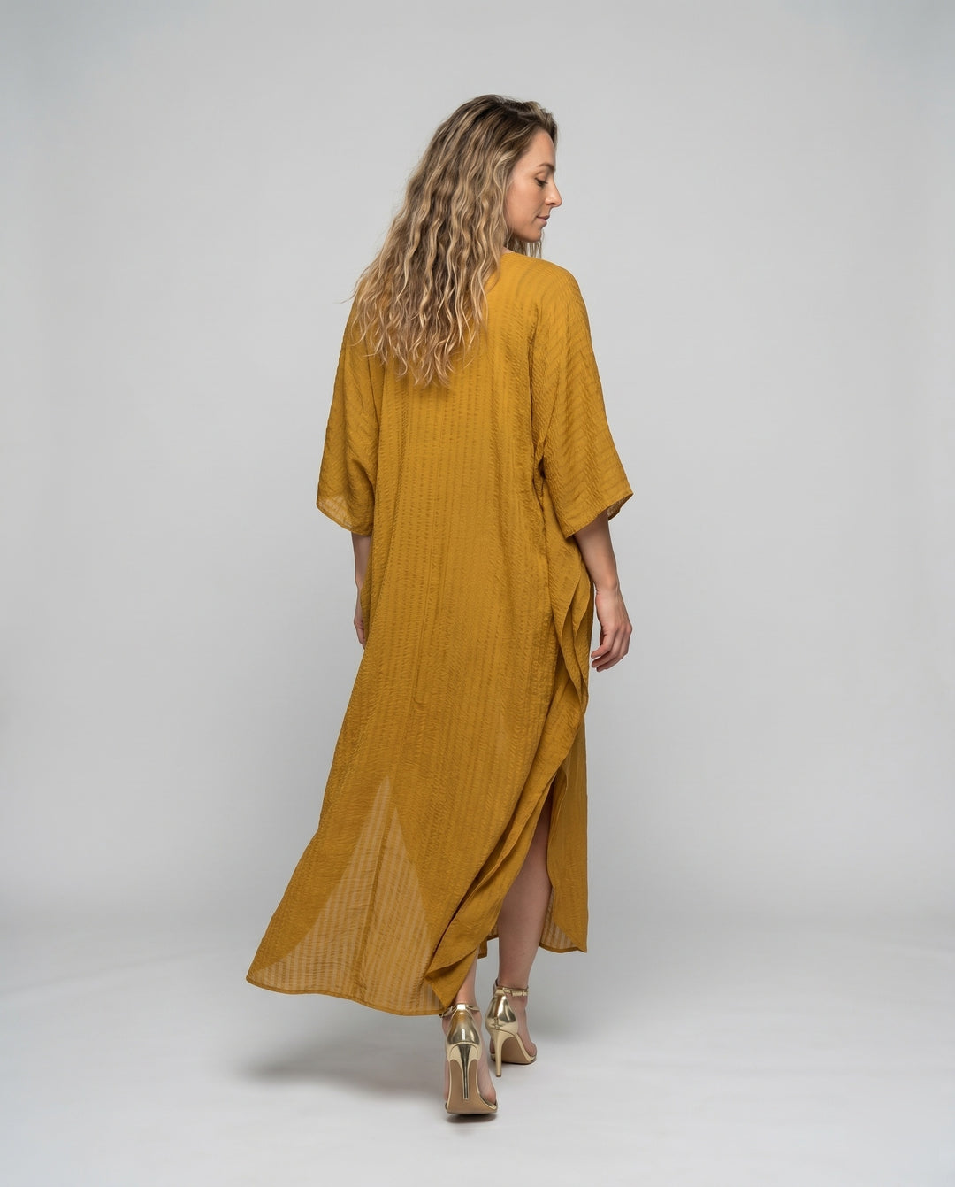 Product 15622842286410 - back_view