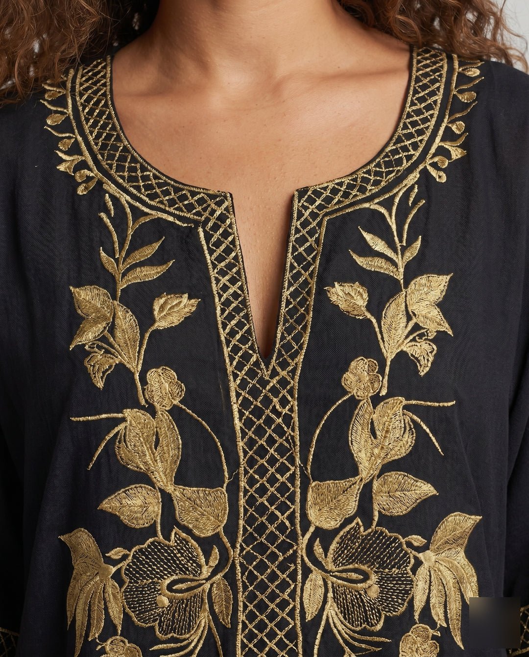 Product 15622846841162 - close_up_detail