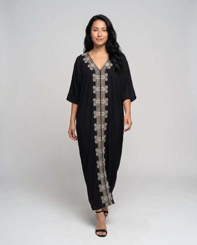 Damen eleganter Strandkaftan mit kunstvoller Stickerei R&B
