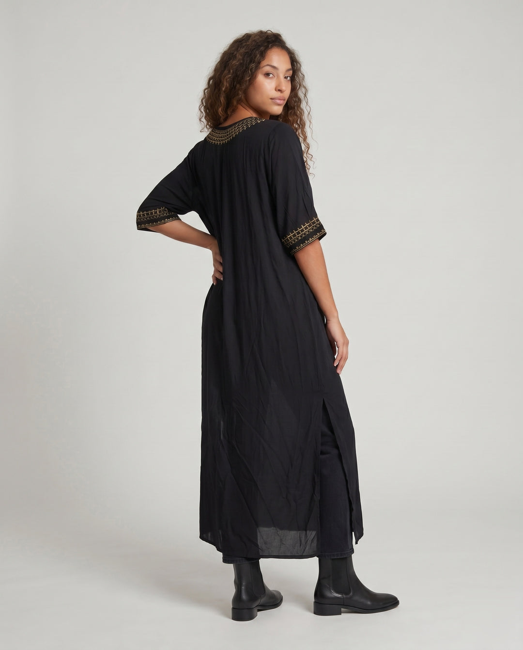 Product 15622864404810 - back_view