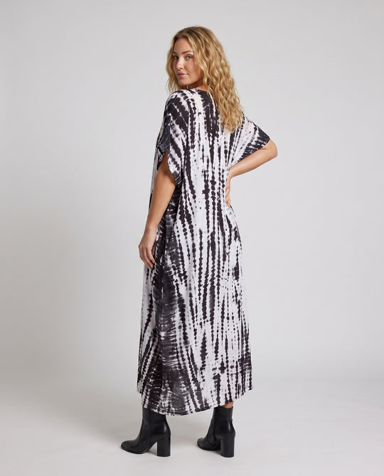 Product 15622866895178 - back_view