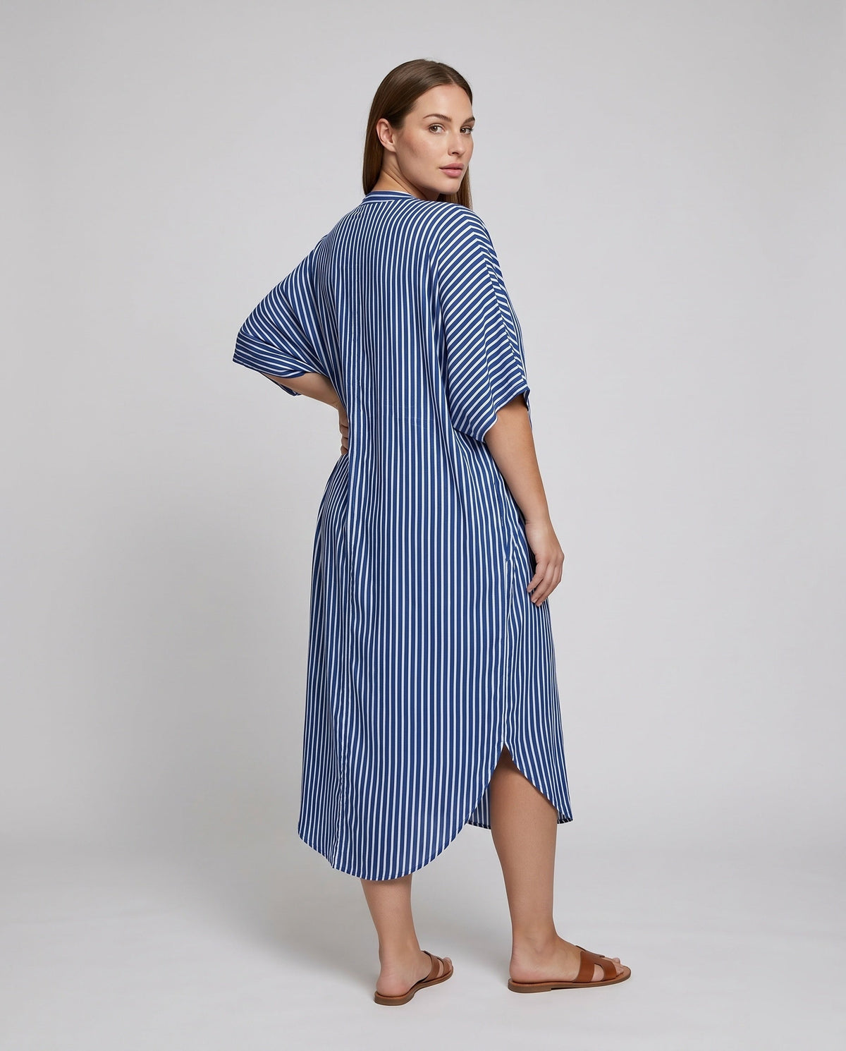 Product 15622871384394 - back_view