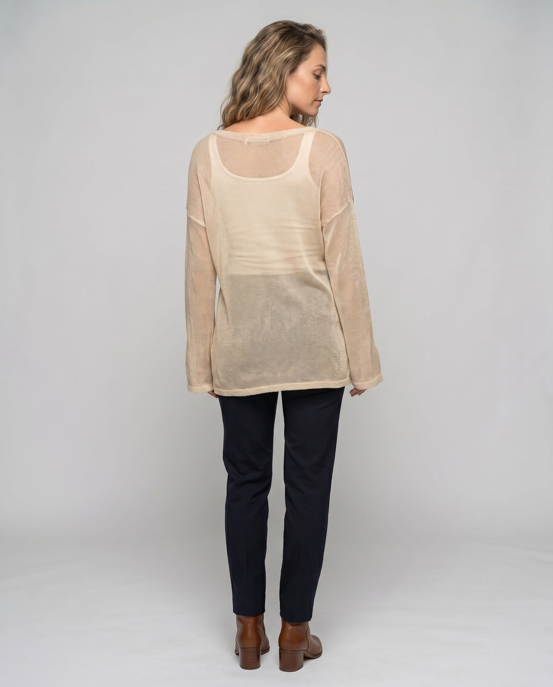 Product 15622872138058 - back_view