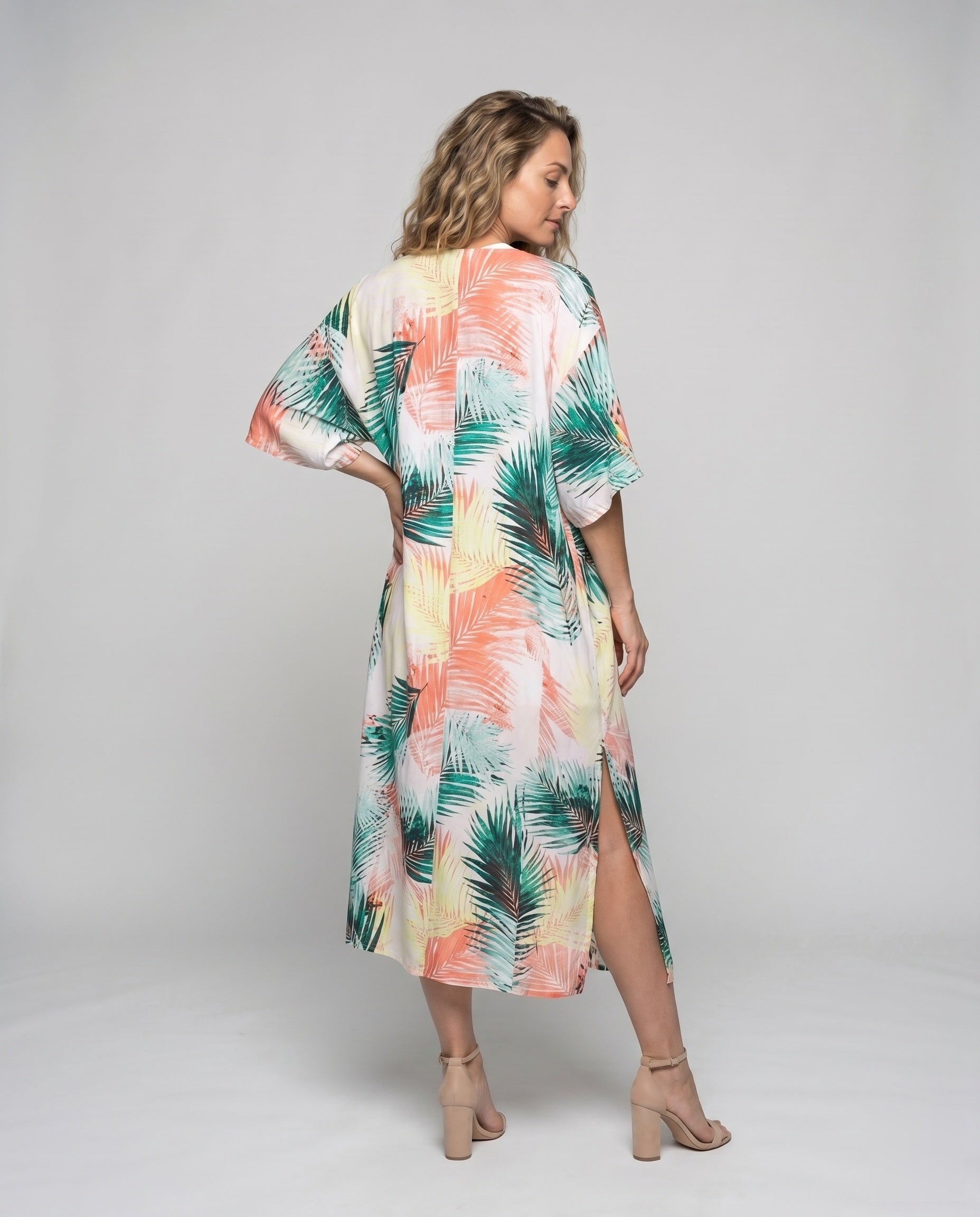 Product 15622878560586 - back_view