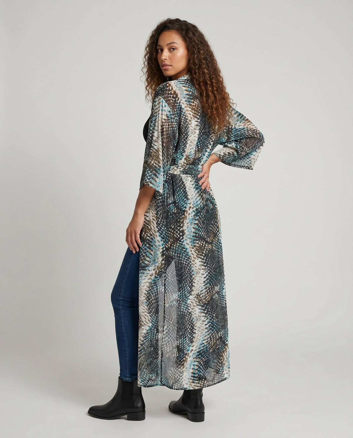Product 15622908969290 - back_view