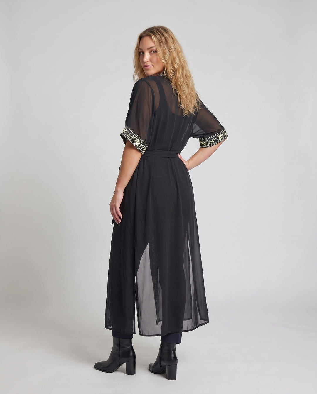 Product 15622909788490 - back_view