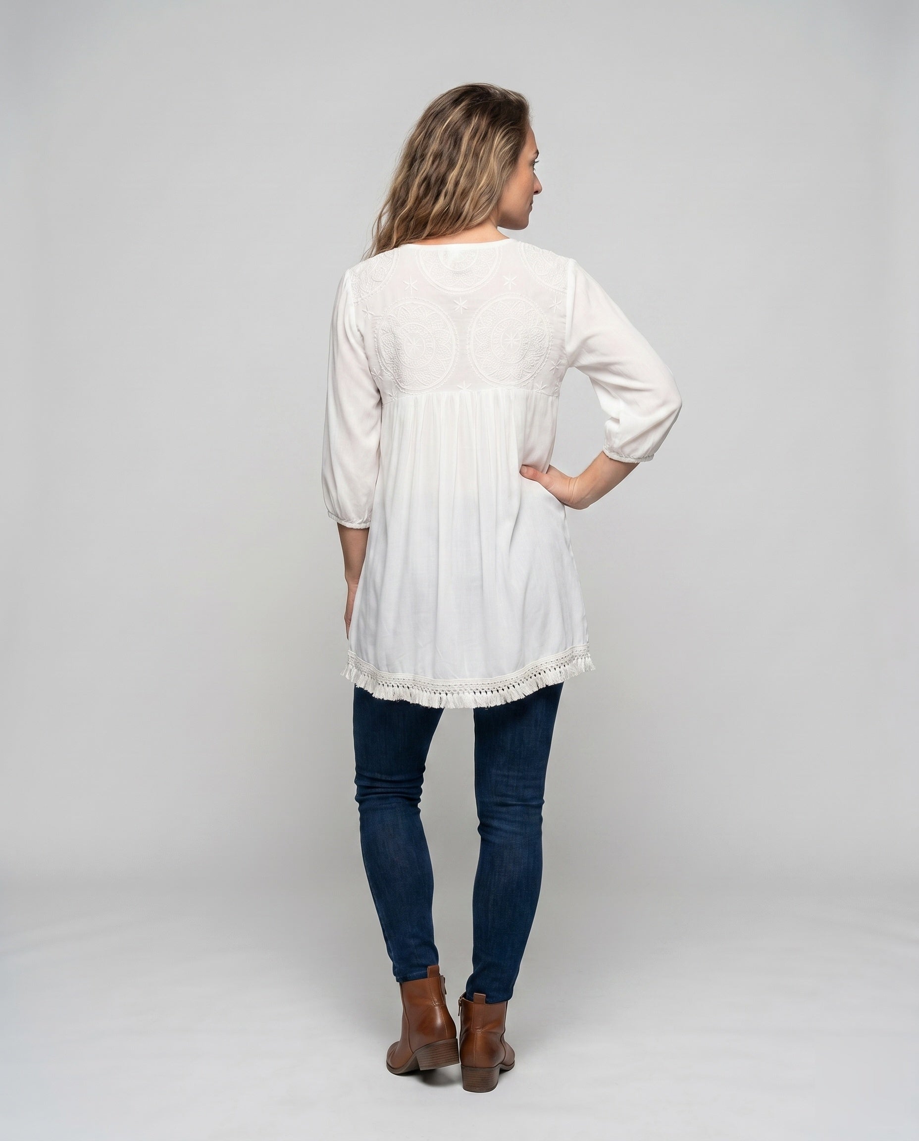 Product 15622912082250 - back_view