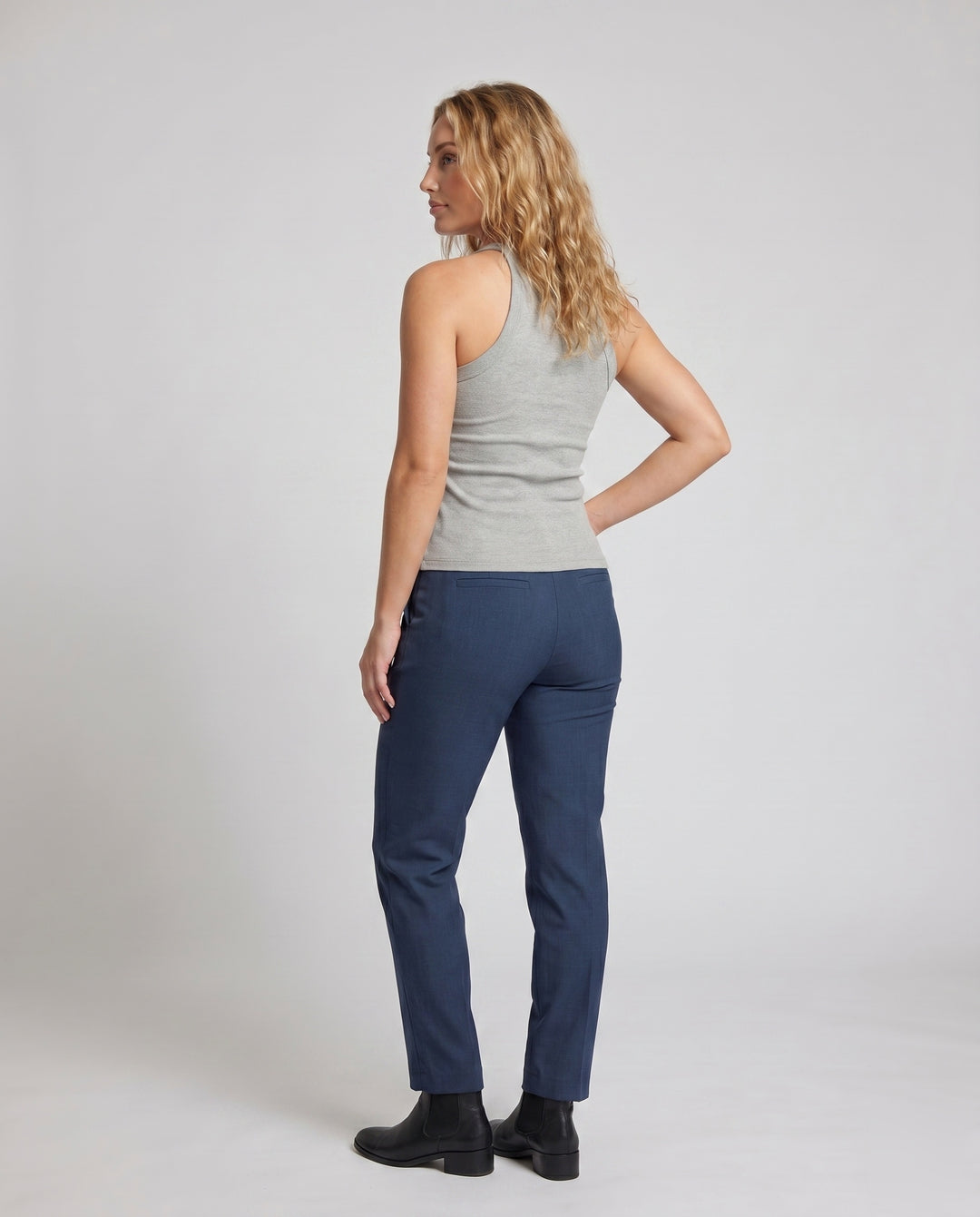 Product 15624508735818 - back_view