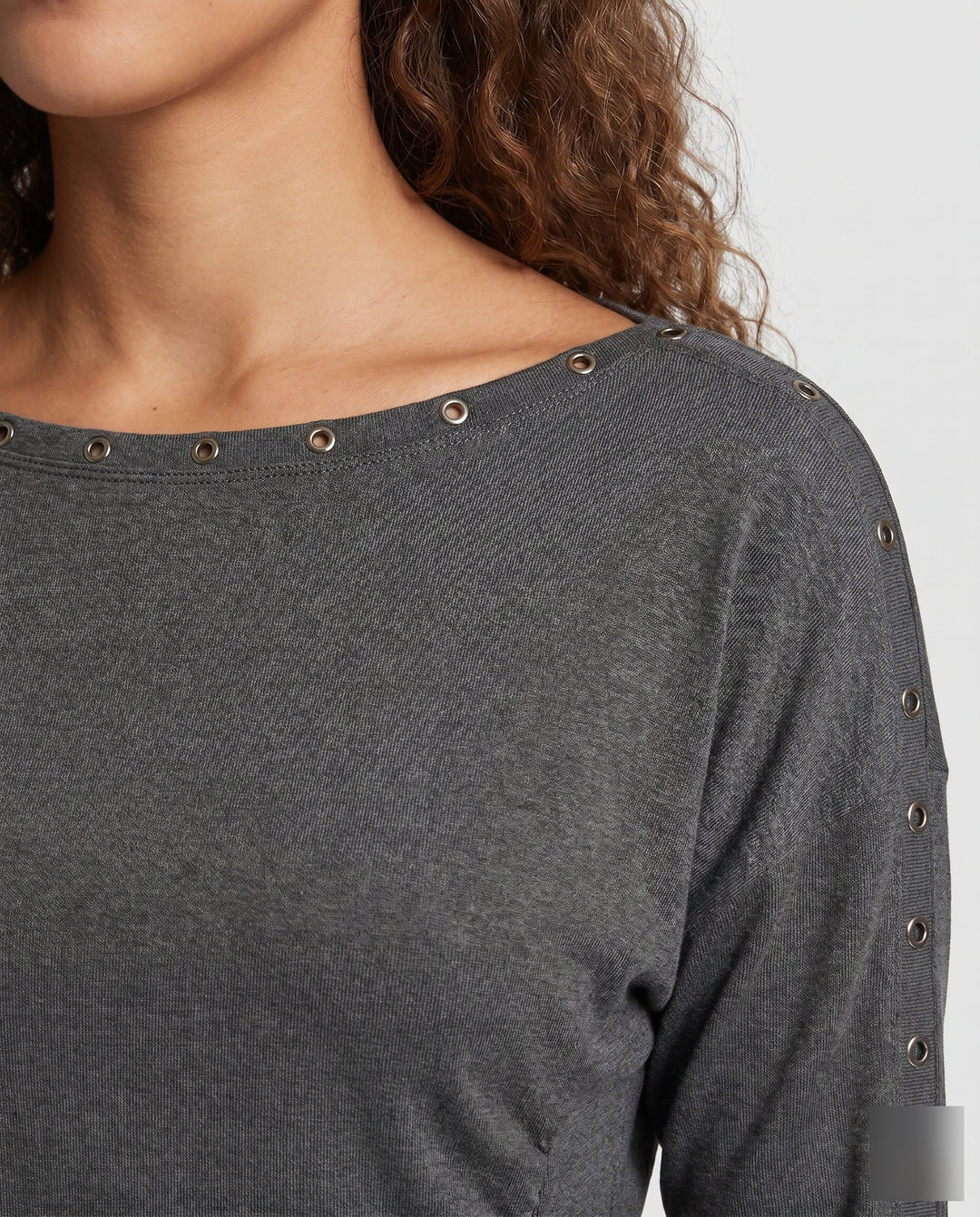 Product 15624509981002 - close_up_detail