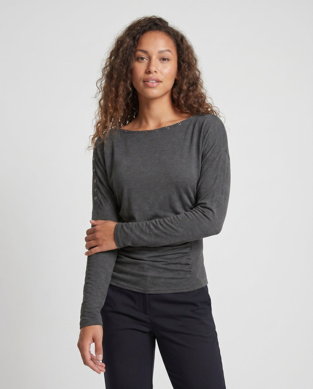 Product 15624509981002 - upper_body