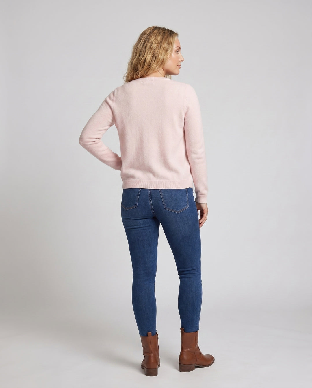 Product 15624512045386 - back_view
