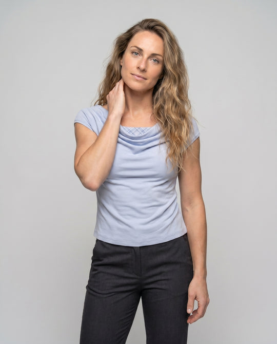 Product 15624512504138 - upper_body