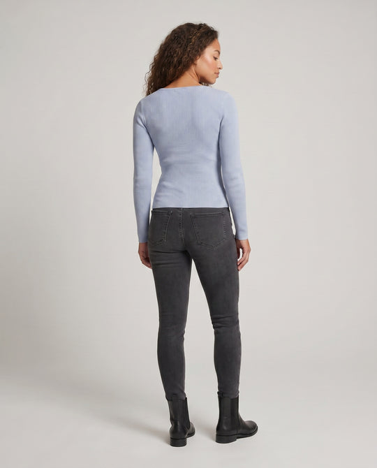 Product 15624517222730 - back_view