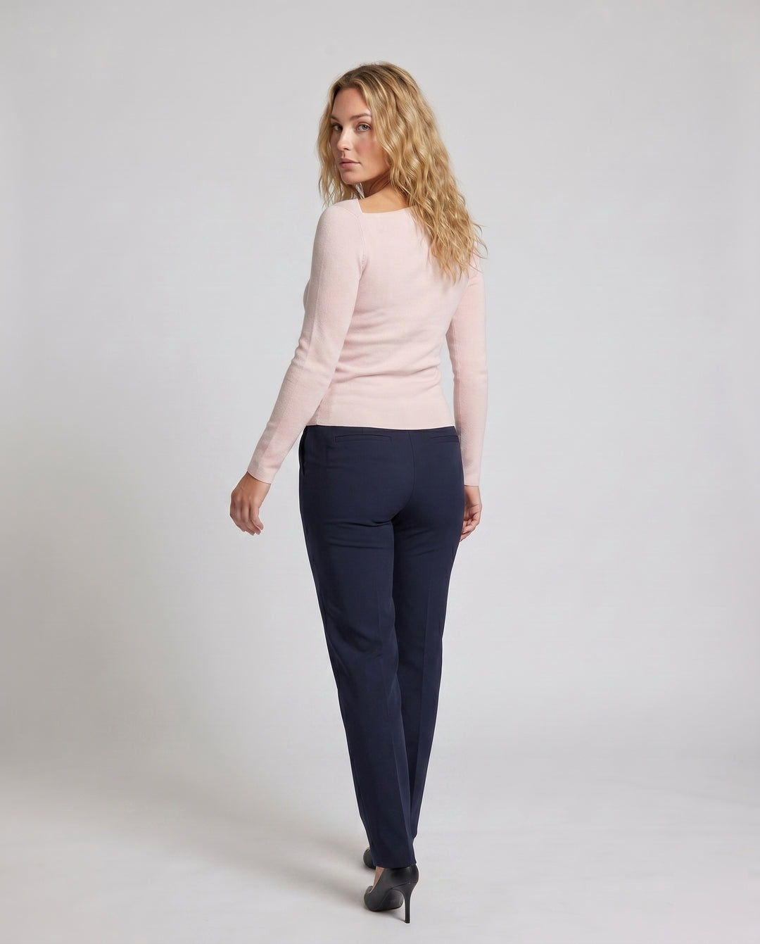Product 15624517878090 - back_view