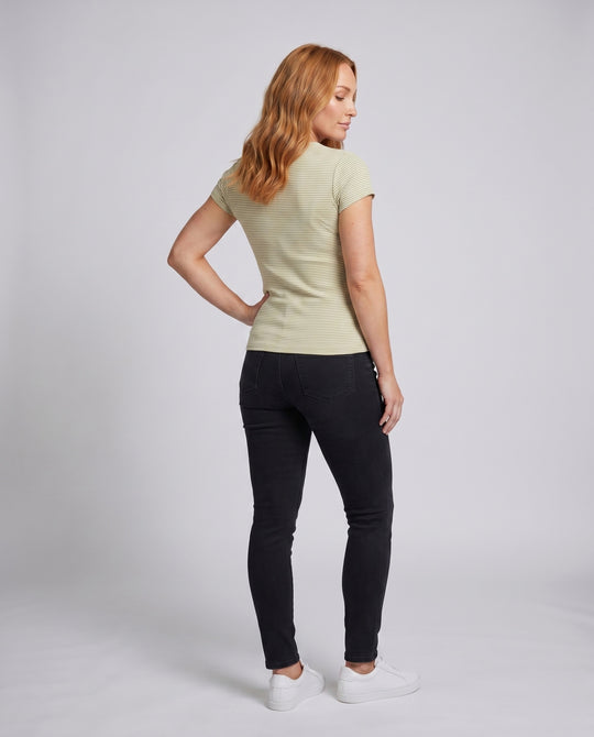 Product 15624520139082 - back_view