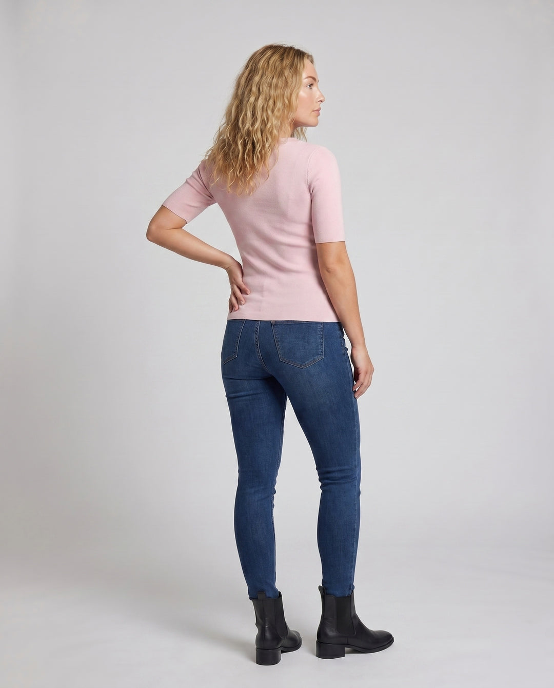Product 15624523678026 - back_view