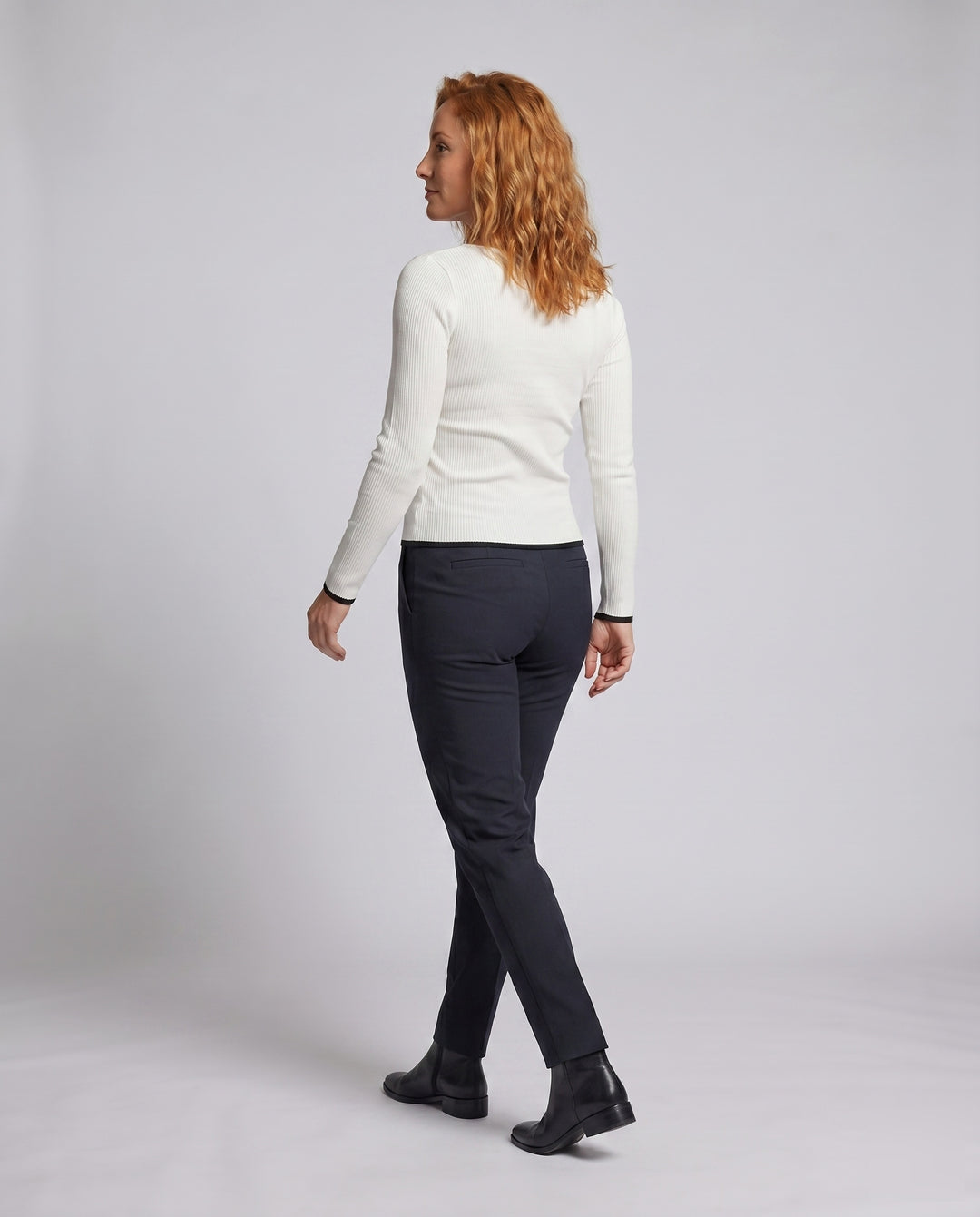 Product 15624525381962 - back_view
