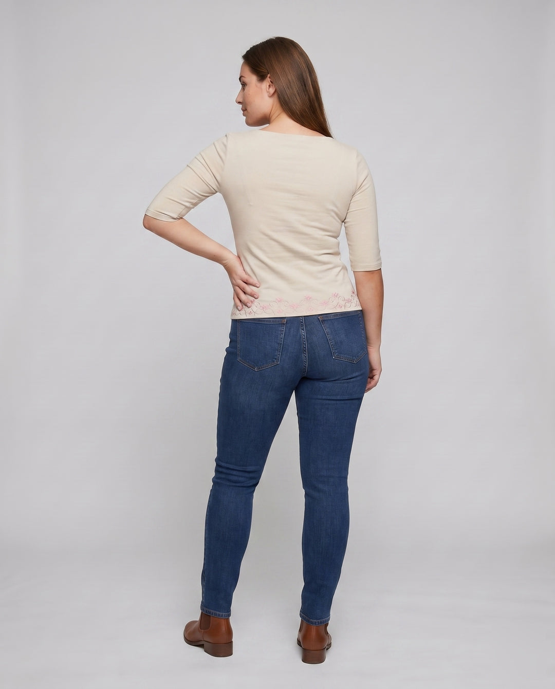 Product 15624527249738 - back_view