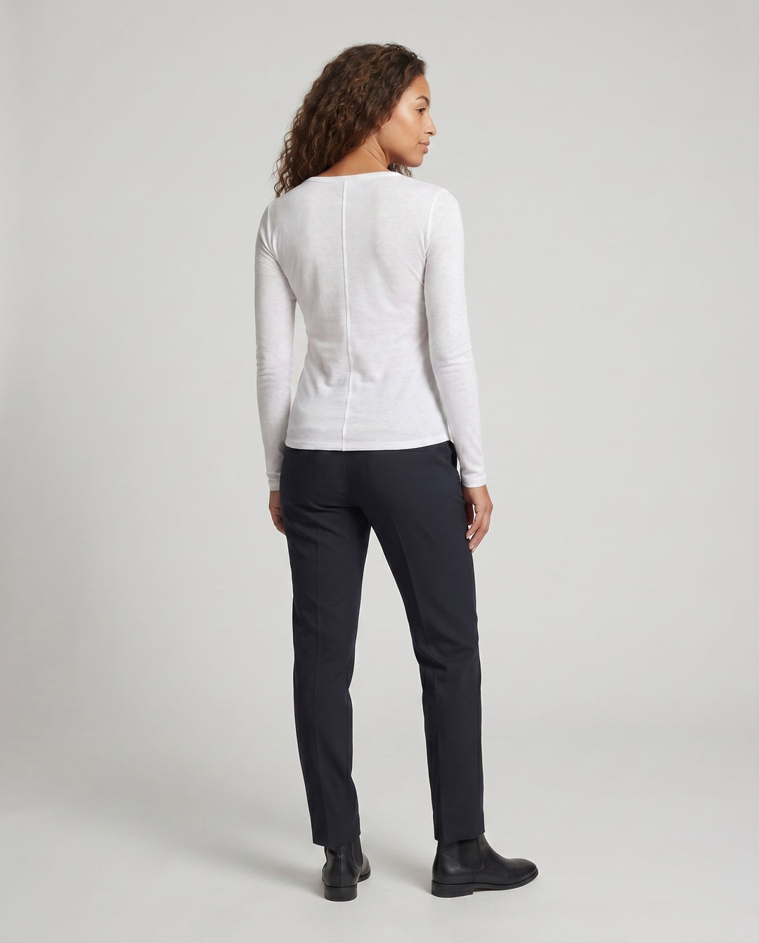 Product 15624527446346 - back_view