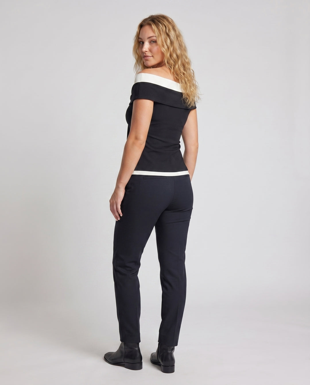 Product 15624527544650 - back_view