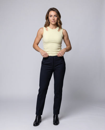 Damen nan figurformendes Tanktop aus Rippstretch mit dekorativen Schulter-Aussparungen