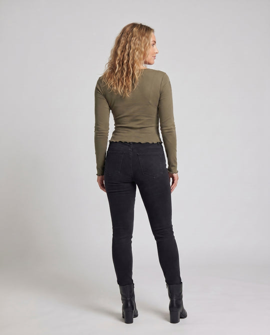 Product 15624530166090 - back_view