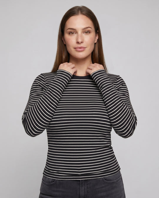 Product 15624532721994 - upper_body