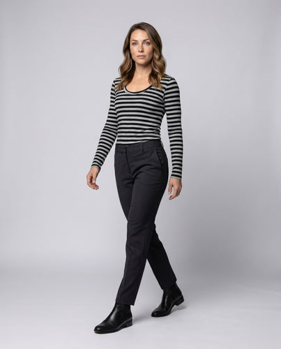 Damen nan gestreiftes Langarmshirt aus Baumwolljersey mit körpernaher Silhouette und Rundhalsausschnitt