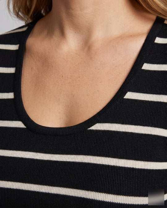 Product 15624532918602 - close_up_detail