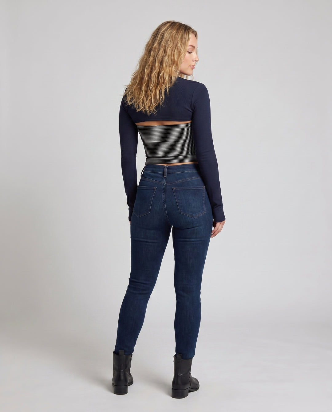 Product 15624533016906 - back_view
