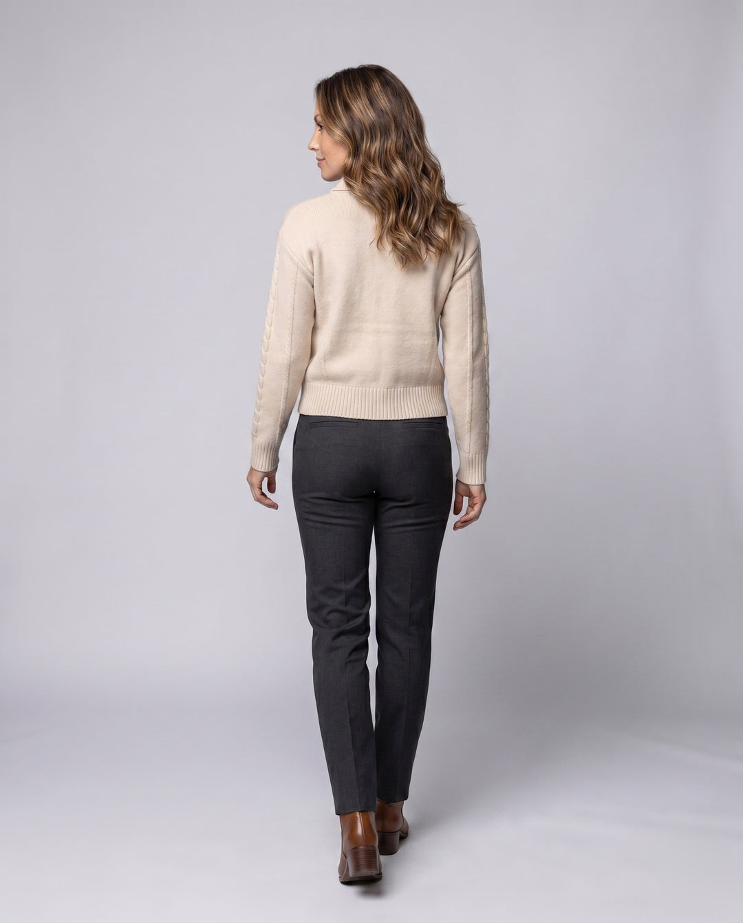 Product 15624533311818 - back_view