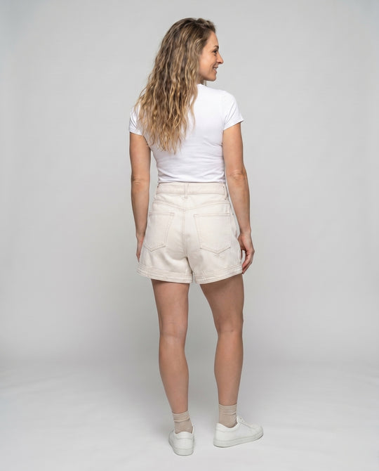 Product 15624534557002 - back_view