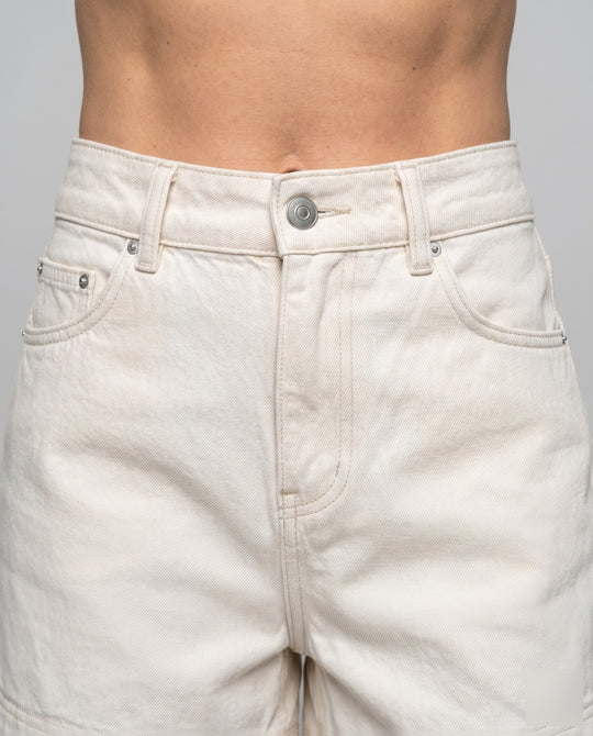 Product 15624534557002 - close_up_detail