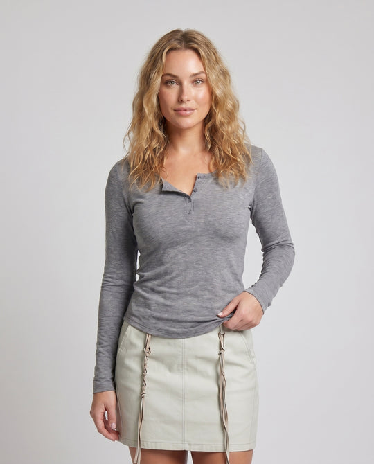 Product 15624535769418 - upper_body