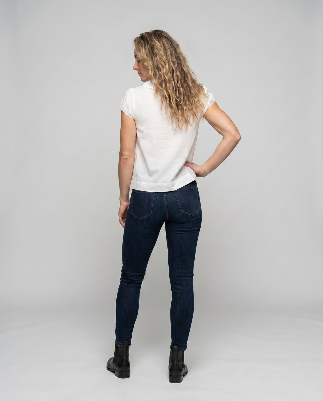 Product 15624536326474 - back_view