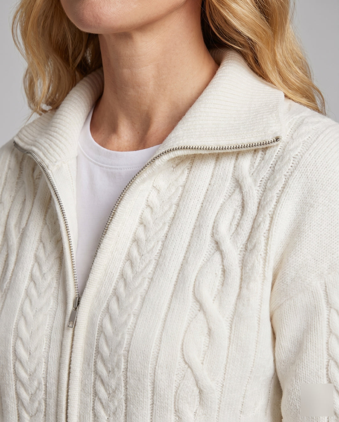 Product 15624537702730 - close_up_detail