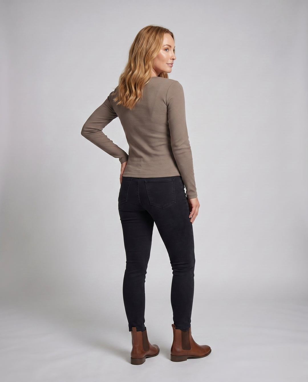 Product 15624542683466 - back_view