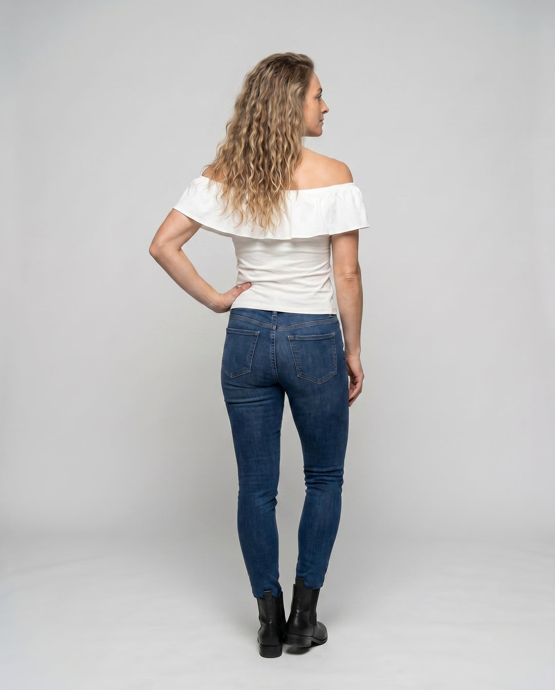 Product 15624547696970 - back_view