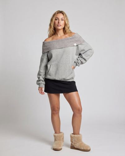 Damen nan Oversize Off-Shoulder-Sweatshirt mit breitem Umschlagkragen, voluminösen Ballonärmeln und Kängurutasche