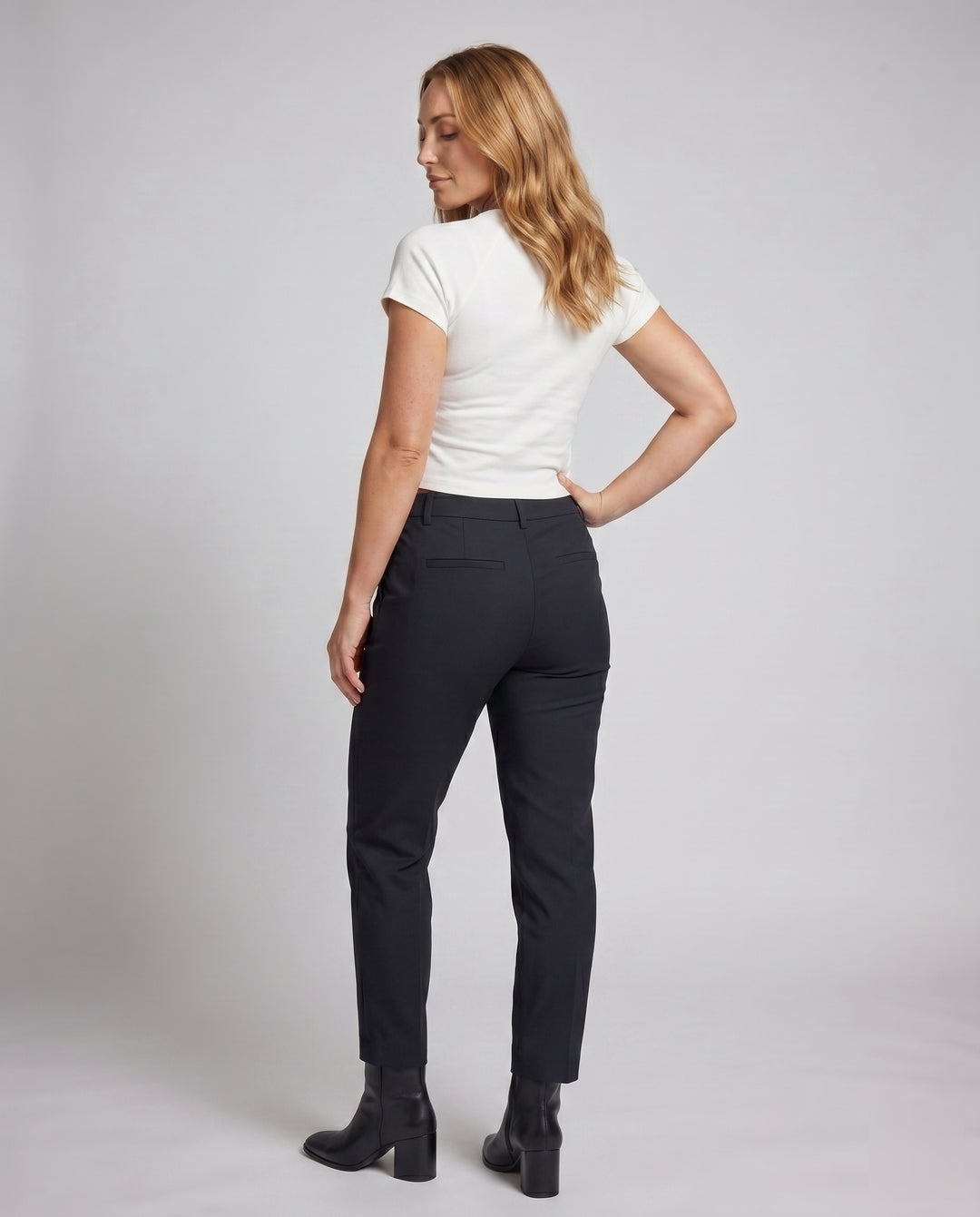 Product 15624549859658 - back_view