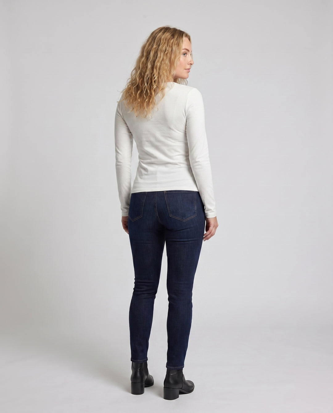 Product 15624552186186 - back_view