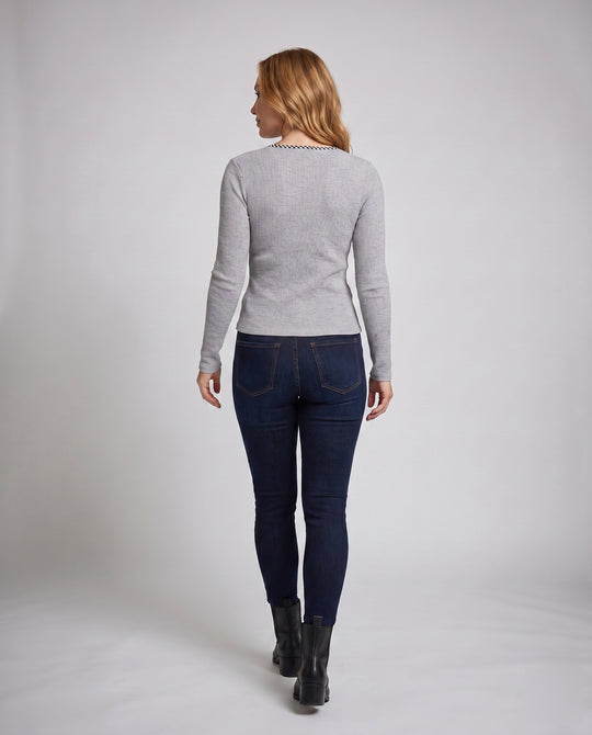 Product 15624556872010 - back_view