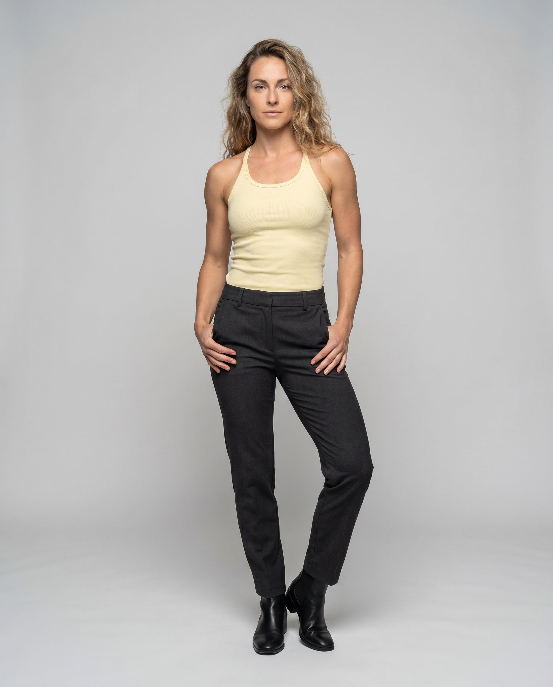 Product 15624563196234 - full_body_front