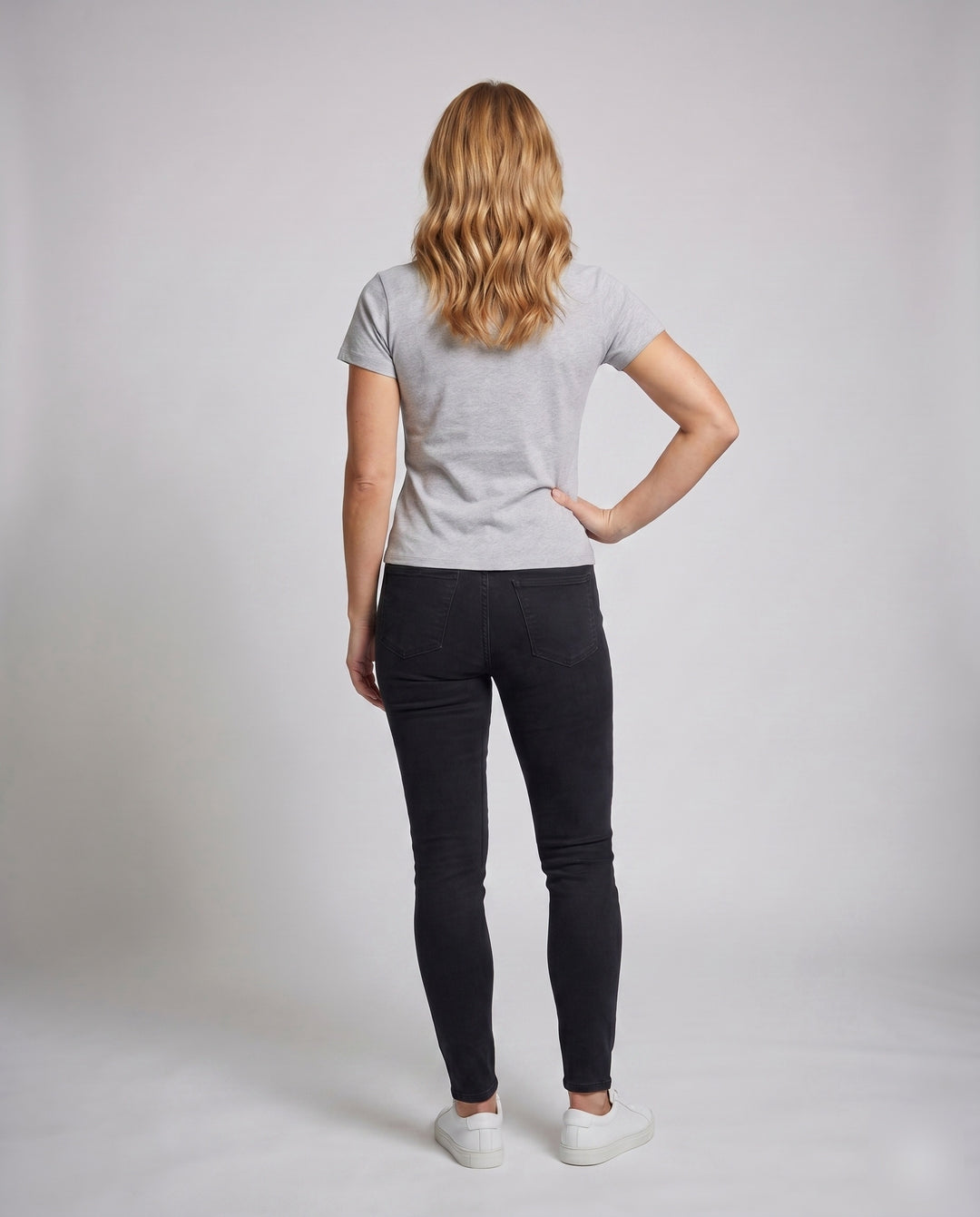 Product 15624565719370 - back_view